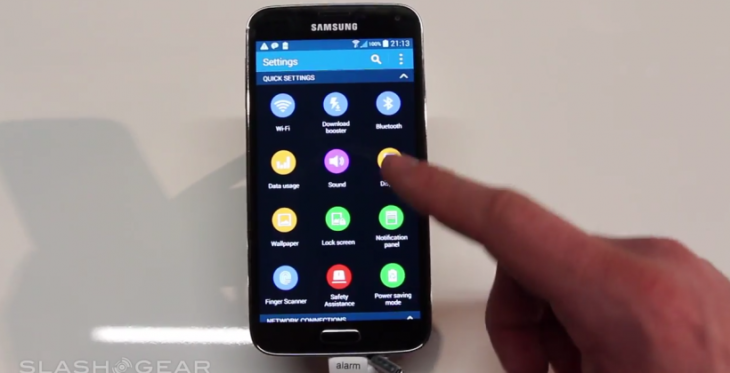 Une nouvelle vidéo montre les icônes plates et lumineuses du Samsung Galaxy S5