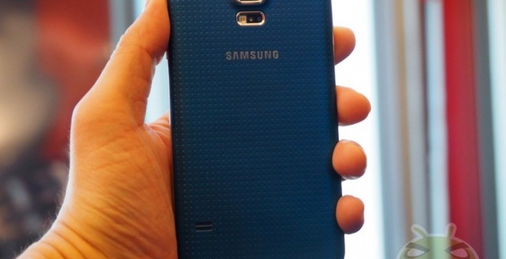 Le Galaxy S6 aura une façade arrière en verre et pas de batterie remplacable